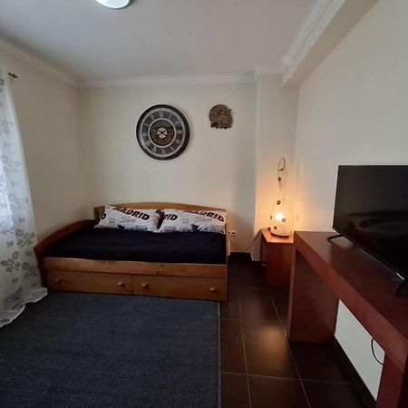Guesthouse, Ap Verissimo 나자레 외부 사진